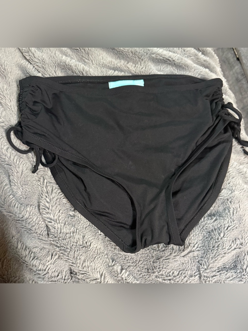 Beach House High Waisted Ruched side adjustable bikini bottoms. Black size 10